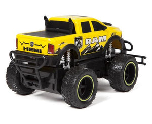 Officially-Licensed-1:24-RAM-2500-POWER-WAGON-ELECTRIC-RC-TRUCK3